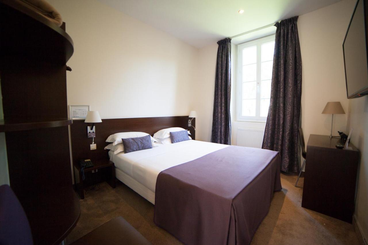Hotel La Beauze Обюсон Екстериор снимка