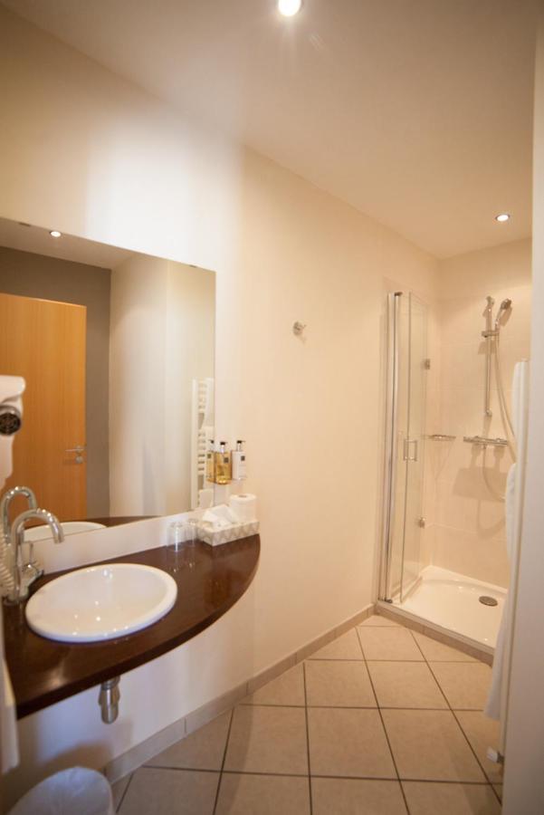 Hotel La Beauze Обюсон Екстериор снимка