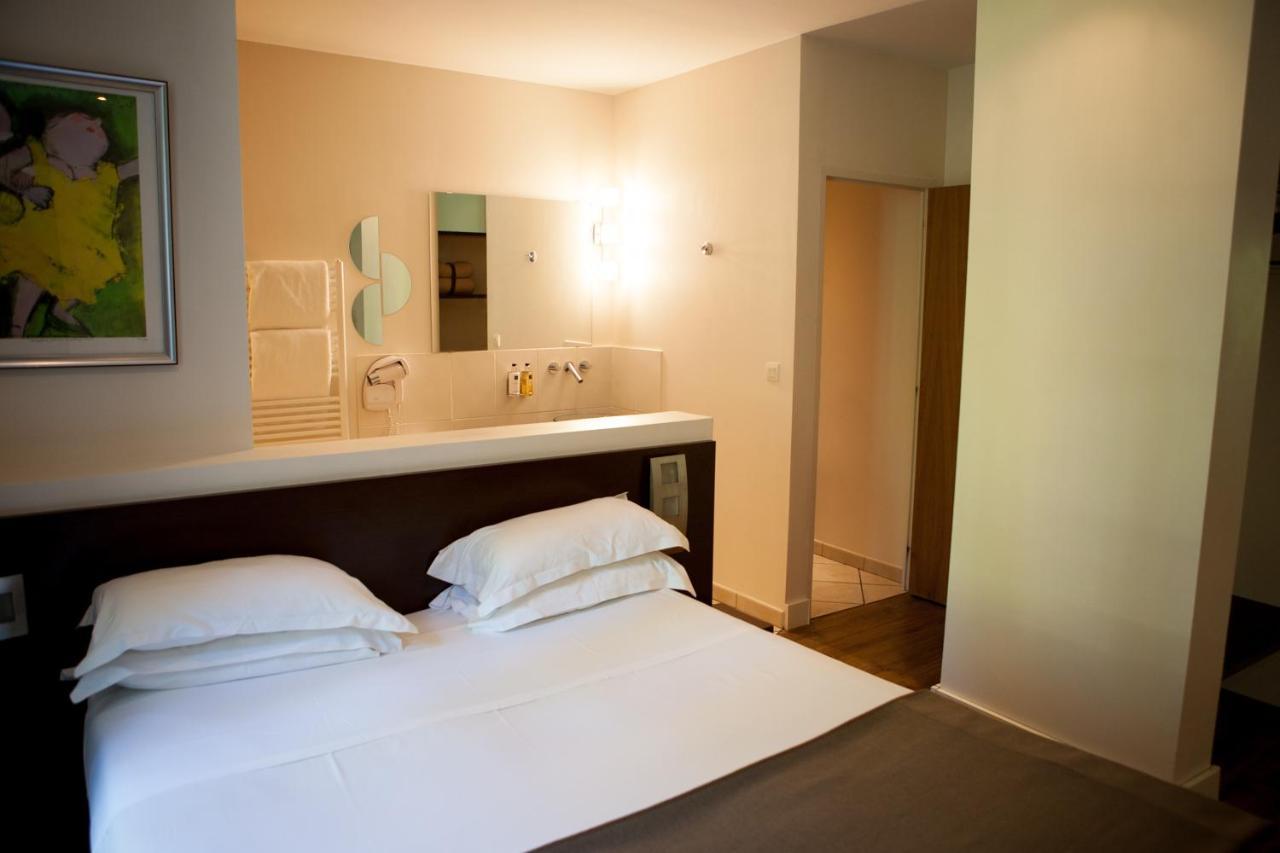 Hotel La Beauze Обюсон Екстериор снимка
