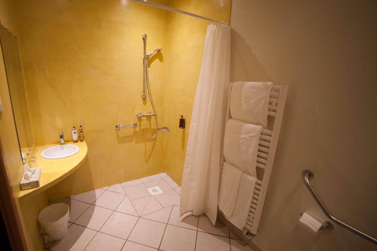 Hotel La Beauze Обюсон Екстериор снимка